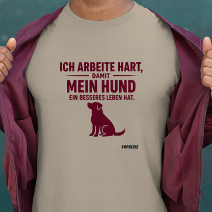 Ich arbeite hart Hunde-T-Shirt, Sand - SupremX-Eagle